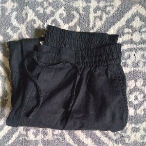 Like new Old Navy black Linen pants. Medium. Never worn